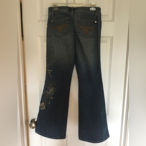 VENUS low rise floral accent flares - Picture 2 of 7